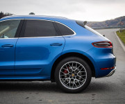 Porsche Macan Turbo PDK, Sport Chrono pack, Vzduchový podvozok, Panoráma, odpočet DPH