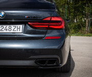 BMW M760Li xDrive, Msport, Webasto, Panoráma, Laser, 4x masáž, TV, super stav
