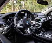 BMW M760Li xDrive, Msport, Webasto, Panoráma, Laser, 4x masáž, TV, super stav
