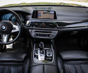 BMW M760Li xDrive, Msport, Webasto, Panoráma, Laser, 4x masáž, TV, super stav