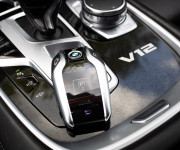 BMW M760Li xDrive, Msport, Webasto, Panoráma, Laser, 4x masáž, TV, super stav