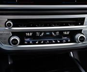 BMW M760Li xDrive, Msport, Webasto, Panoráma, Laser, 4x masáž, TV, super stav