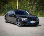 BMW M760Li xDrive, Msport, Webasto, Panoráma, Laser, 4x masáž, TV, super stav