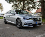 Škoda Superb L&K 2.0 TSi 4x4 DSG Full výbava