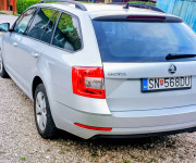 Škoda Octavia Combi 3 . DSG