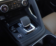 Jaguar E-Pace 2.0 I4 D165 MHEV R-Dynamic SE AWD