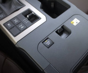 Toyota Land Cruiser 2.8 D-4D 204 Invincible A/T 4x4