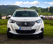 Peugeot 2008 e- Allure 136k