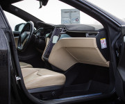 Tesla Model 75D Free Supercharging SC01, SOH 94%, Black, R21 ALU, nové brzdy, dojazd 440 km