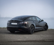 Tesla Model 75D Free Supercharging SC01, SOH 94%, Black, R21 ALU, nové brzdy, dojazd 440 km