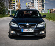 Škoda Octavia Combi 2.0 TDI Elegance, Po servise, nelakované