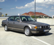 BMW Rad 7 730 i