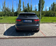 Jaguar F-Pace 2.0D I4 240k R-Sport AWD A/T