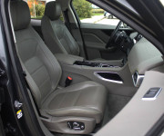 Jaguar F-Pace 2.0D I4 240k R-Sport AWD A/T