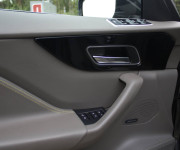 Jaguar F-Pace 2.0D I4 240k R-Sport AWD A/T