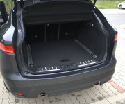 Jaguar F-Pace 2.0D I4 240k R-Sport AWD A/T