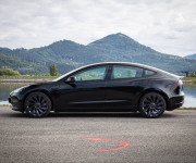 Tesla Model 3 Performance 82kWh Batéria, FSD-najvyšší autopilot, nelakované, DPH