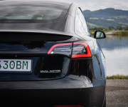 Tesla Model 3 Performance 82kWh Batéria, FSD-najvyšší autopilot, nelakované, DPH