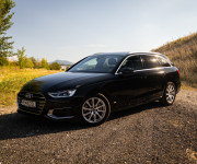 Audi A4 Avant 40 2.0 TDI quattro S tronic
