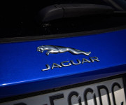 Jaguar E-Pace 2.0 I4 180k S AWD A/T, Slovenské, 360°, Virtual Cockpit, čierny strop