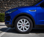 Jaguar E-Pace 2.0 I4 180k S AWD A/T, Slovenské, 360°, Virtual Cockpit, čierny strop