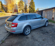 Škoda Octavia Combi 1.6 TDI Elegance DSG