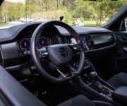 Škoda Kodiaq RS 2.0 TSI 4x4 DSG, 1. majiteľ, slovenské, nelakované, el.ťažné, záruka