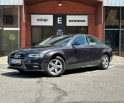 Audi A4 Limuzína