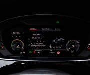 Audi A8 60 TFSI-e V6 a plug-in hybrid quattro tiptronic, nelakované, masáž, pano,webasto