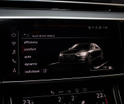 Audi A8 60 TFSI-e V6 a plug-in hybrid quattro tiptronic, nelakované, masáž, pano,webasto