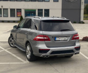 Mercedes-Benz ML 350 BLUETEC 4MATIC A7