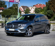 Mercedes-Benz GLC SUV 350e 4Matic Plug-in-Hybrid, AMG Alcantara interiér, Navi, Mŕtve uhly, Ťaž