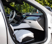 Mercedes-Benz S trieda Sedan 580e L 4MATIC Manufaktur, Slovenské, Nelakované, V záruke, Pano, D