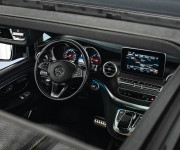 Mercedes-Benz V trieda V250 d lang Avantgarde 4MATIC A/T