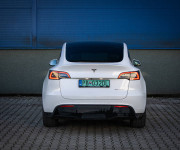 Tesla Model Y Long Range Dual Motor 82 kWh batéria, EAP autopilot, tepelné čerpadlo