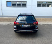 Opel Astra Caravan 1,4T manuál