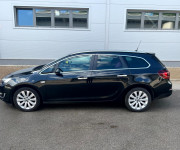 Opel Astra Caravan 1,4T manuál