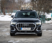 Audi Q3 35 1.5 TFSI S-line, 1. majiteľ, v záruke, Nelakované, Pano, Virtual, R20