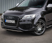 Audi Q7 4.2 TDI V8 Sline, po velkom servise, B&O, Pano, R21, ACC, vzduch