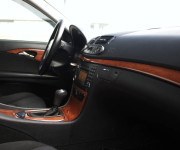 Mercedes-Benz E trieda Sedan 200 CDI Elegance A/T
