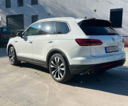 Volkswagen Touareg 3.0 V6 TDI SCR Elegance 4Motion Tiptronic