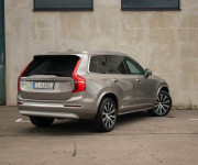 Volvo XC90 B5 (D) Plus Bright 8s AT AWD, 5miestne