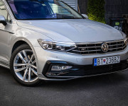 Volkswagen Passat Variant 2.0 TDI DSG 4Motion Rline, IQ light, Slovenské, Nelakované, DPH