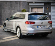 Volkswagen Passat Variant 2.0 TDI DSG 4Motion Rline, IQ light, Slovenské, Nelakované, DPH