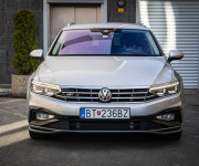 Volkswagen Passat Variant 2.0 TDI DSG 4Motion Rline, IQ light, Slovenské, Nelakované, DPH