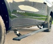 Dodge RAM Laramie 5,7 Hemi V8