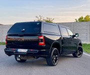 Dodge RAM Laramie 5,7 Hemi V8