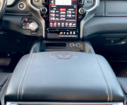 Dodge RAM Laramie 5,7 Hemi V8