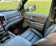 Dodge RAM Laramie 5,7 Hemi V8