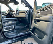 Dodge RAM Laramie 5,7 Hemi V8